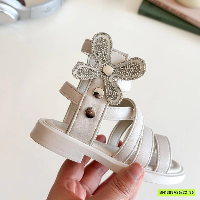 SANDAL CHIẾN BINH CỔ THẤP GẮN BƯỚM