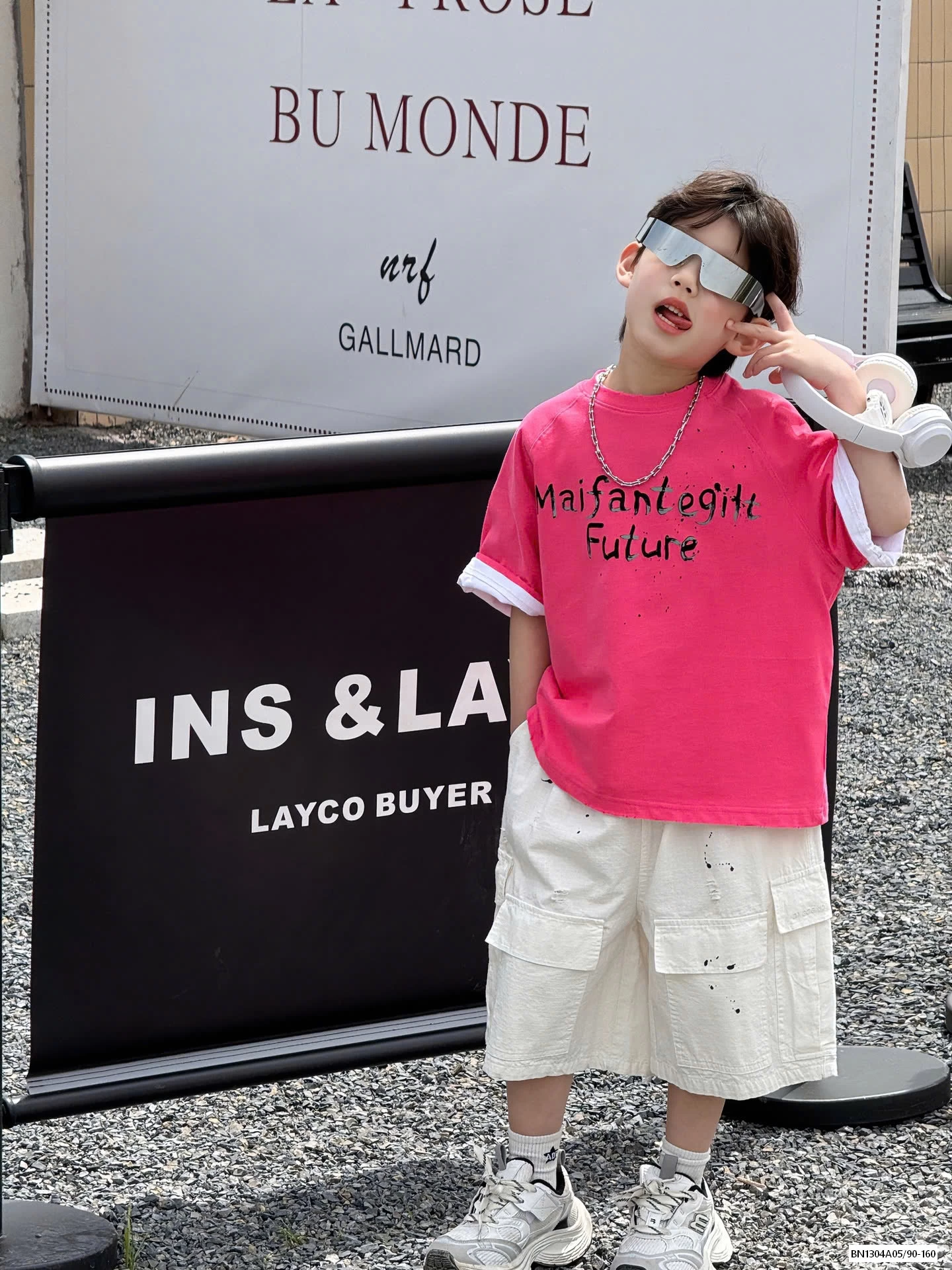 ÁO THUN HỒNG CHỮ NỔI TAIRU