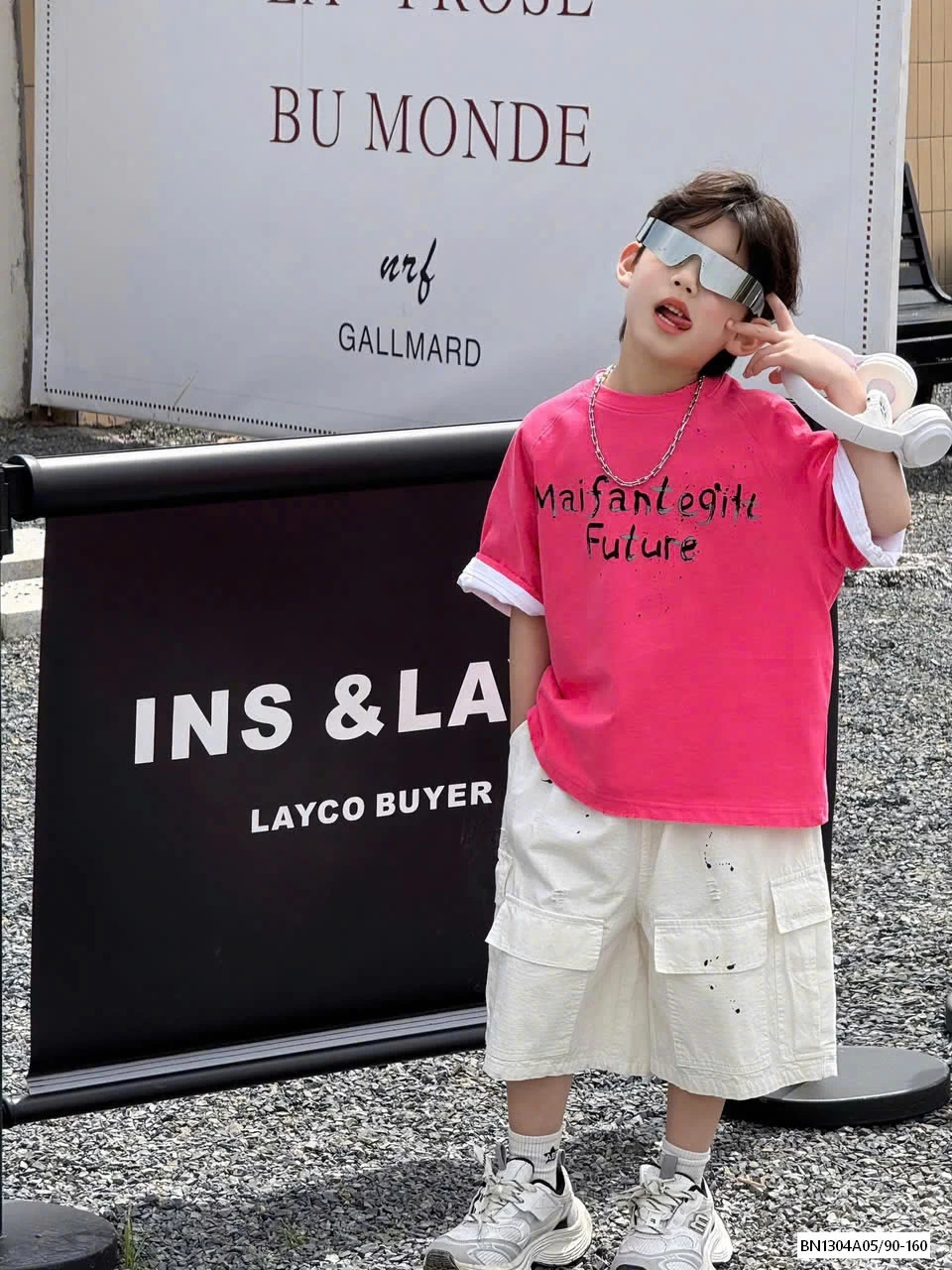 ÁO THUN HỒNG CHỮ NỔI TAIRU