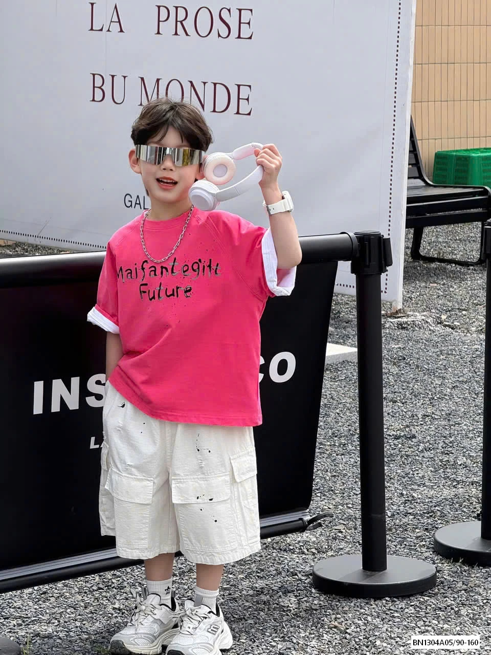 ÁO THUN HỒNG CHỮ NỔI TAIRU