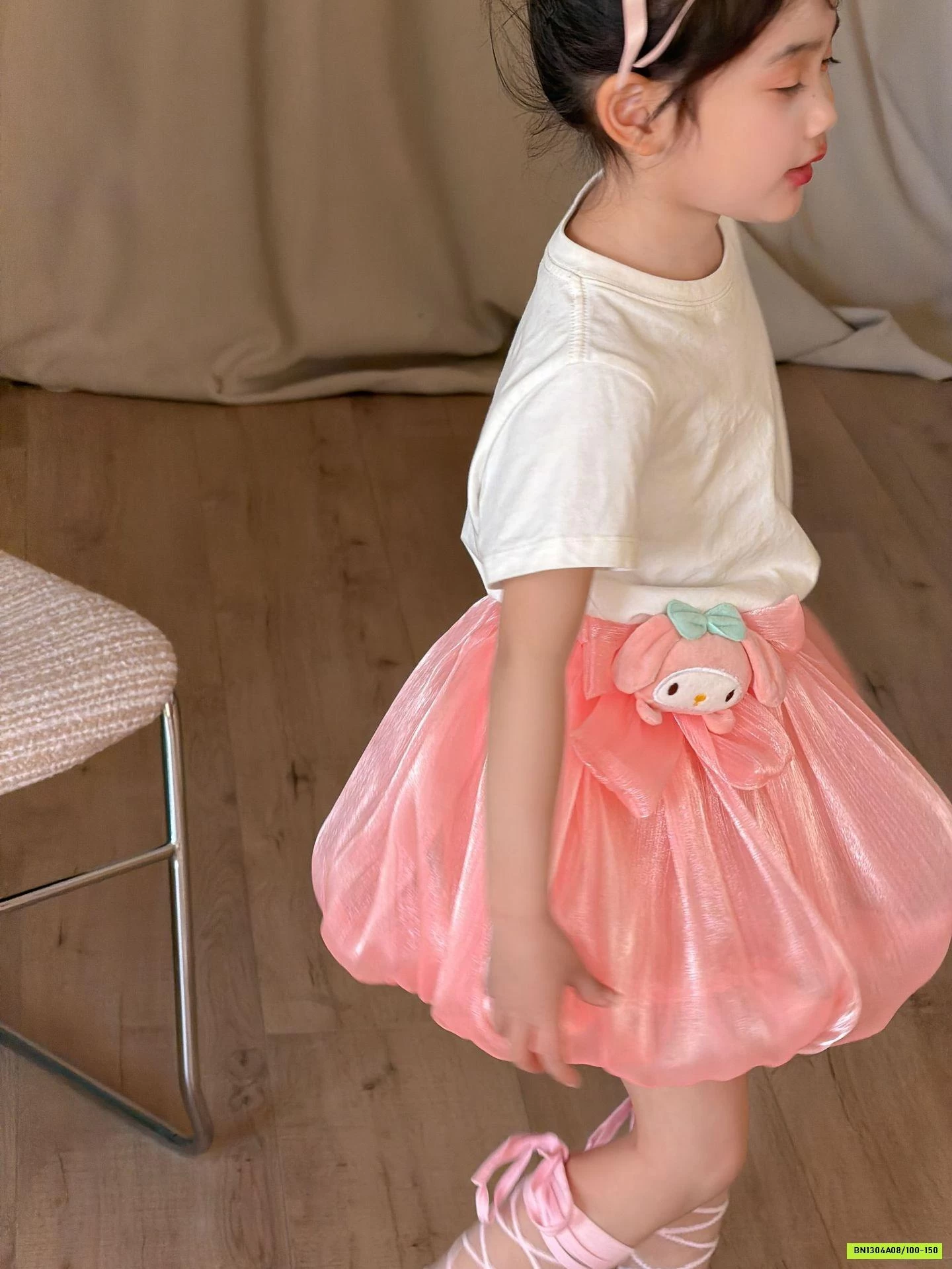 CHÂN VÁY BÍ LAMITTO