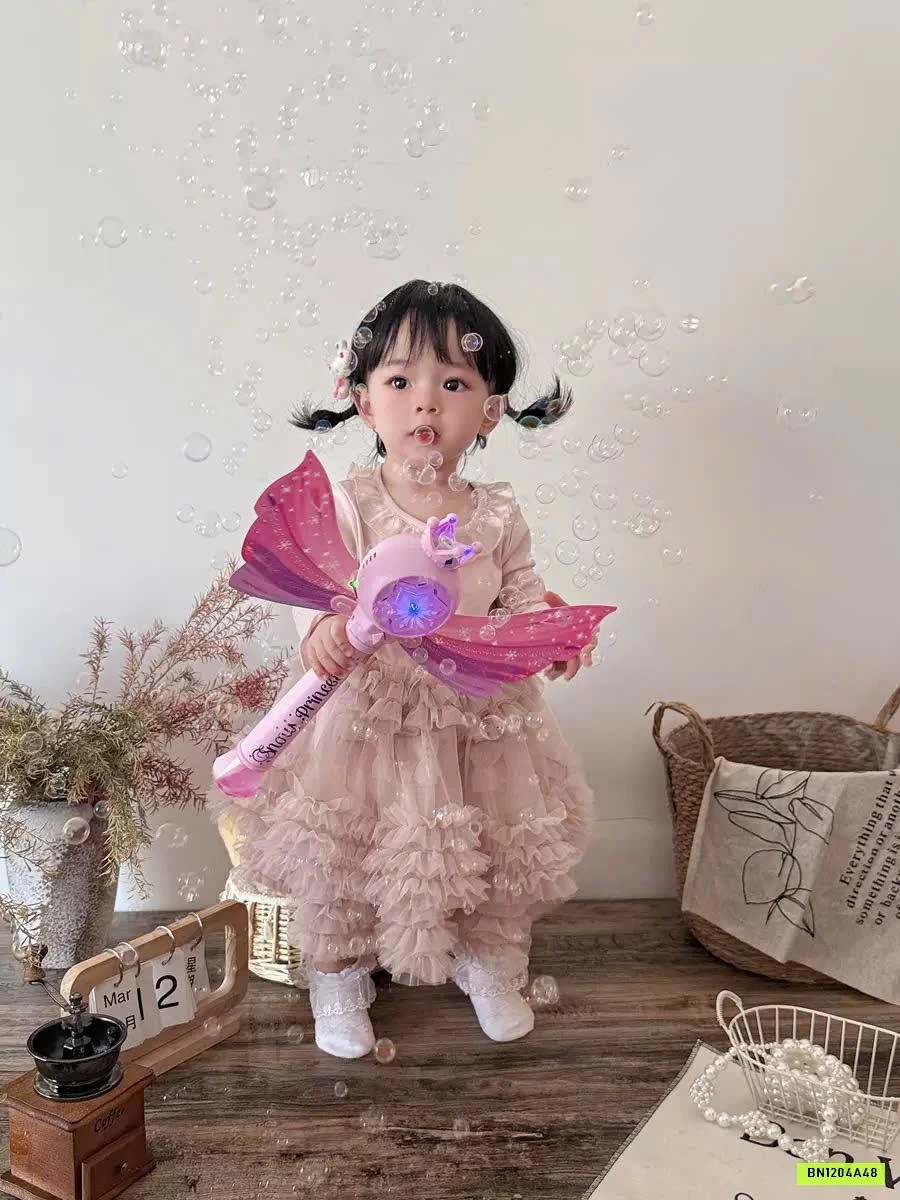 GẬY PHUN BONG BÓNG XÀ PHÒNG CÔNG CHÚA