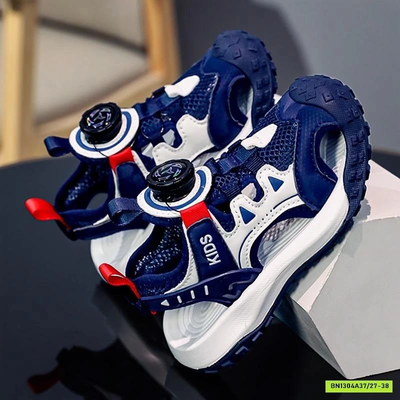 SANDAL LƯỚI THỂ THAO BỊT MÕM