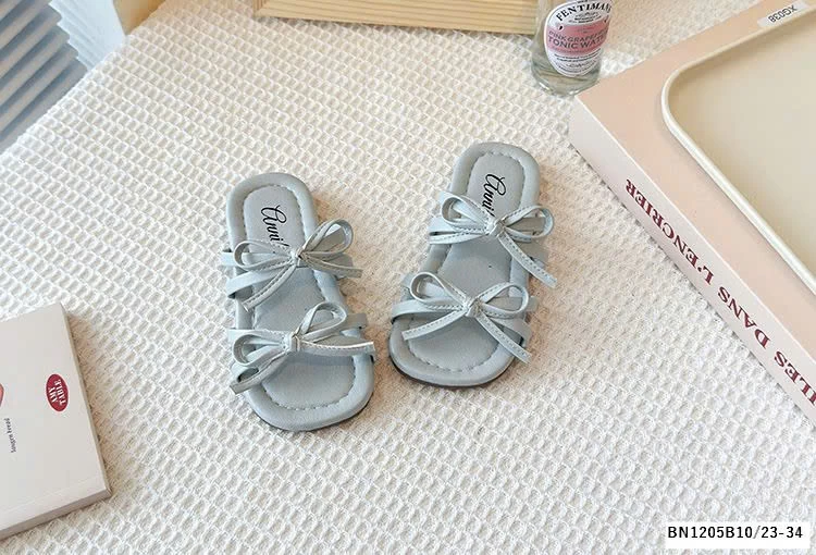 DÉP LÊ ĐẾ BỆT QUAI THẮT NƠ BG