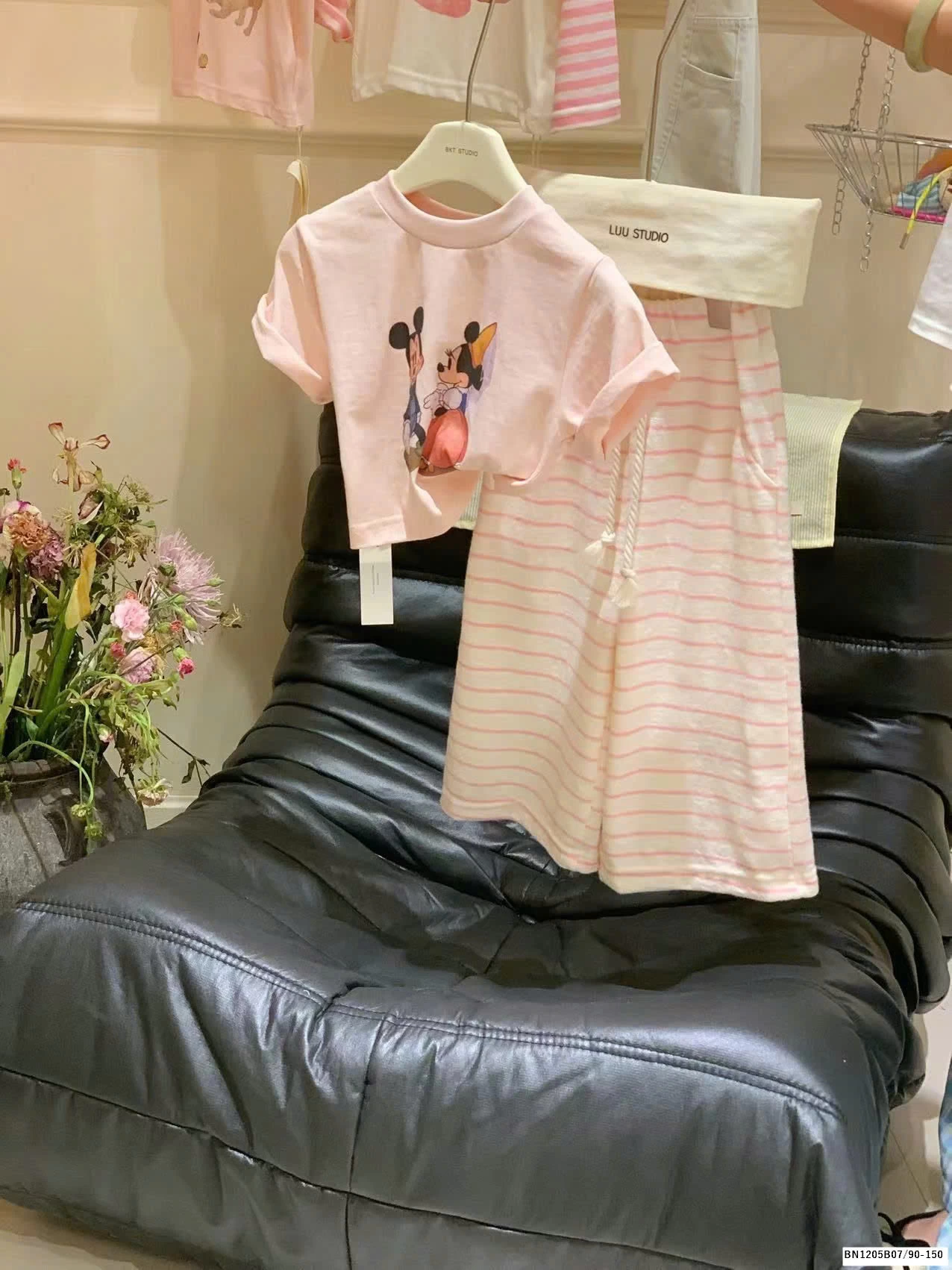 SET ÁO PHÔNG VÀ QUẦN SUÔNG MICKEY HỒNG