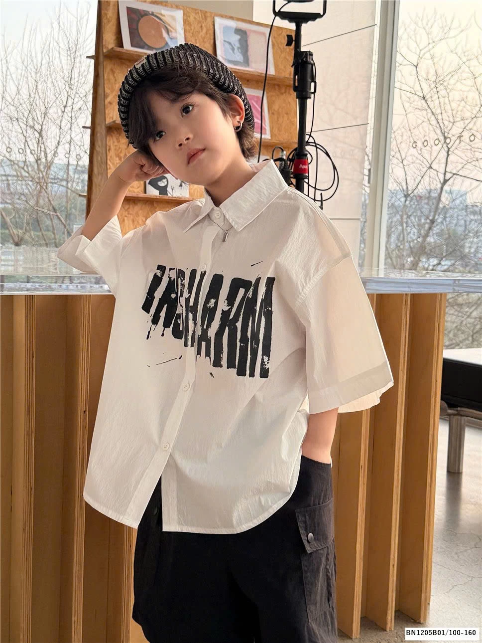 ÁO SƠ MI CỘC TAY IN CHỮ