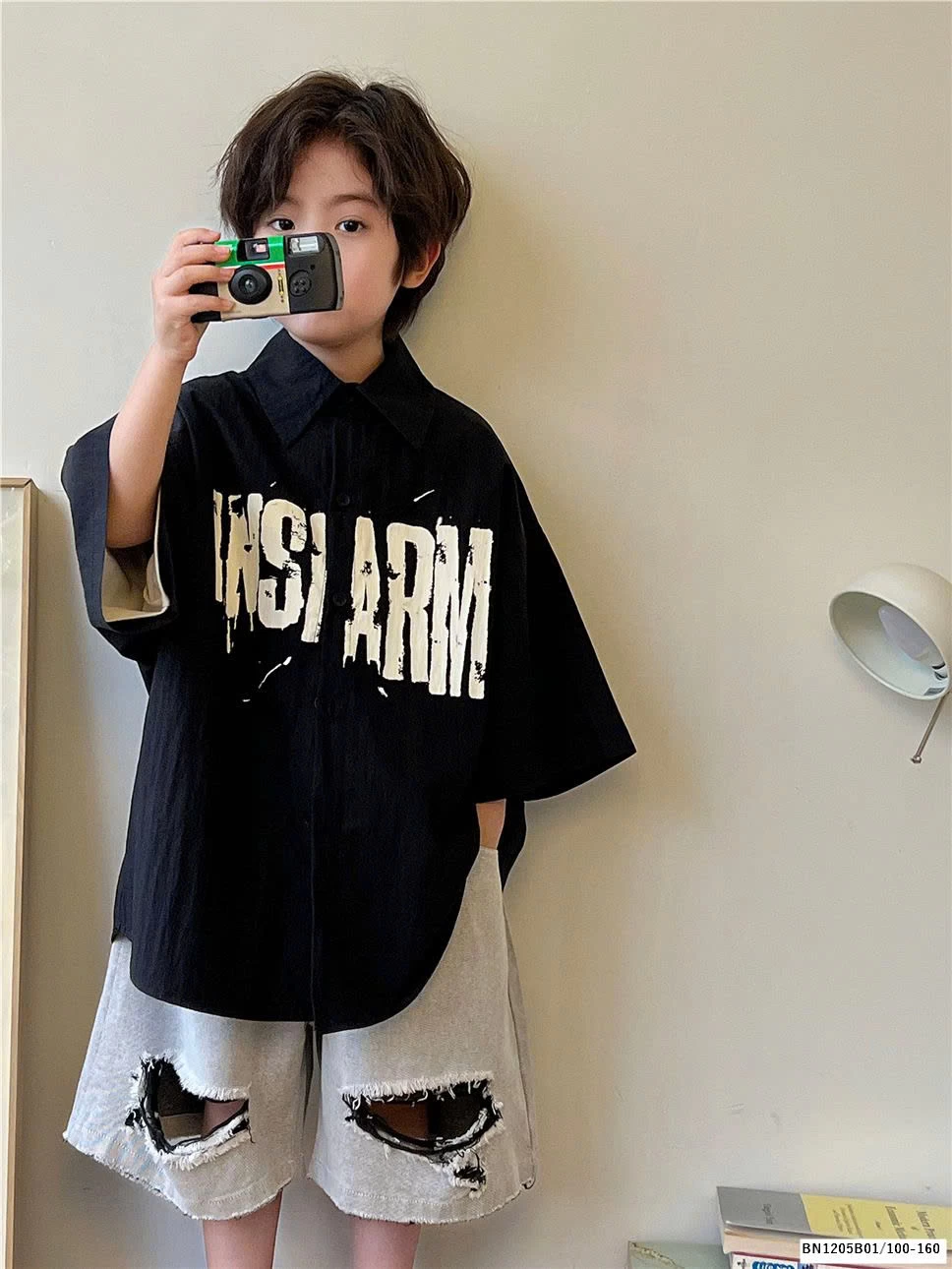 ÁO SƠ MI CỘC TAY IN CHỮ