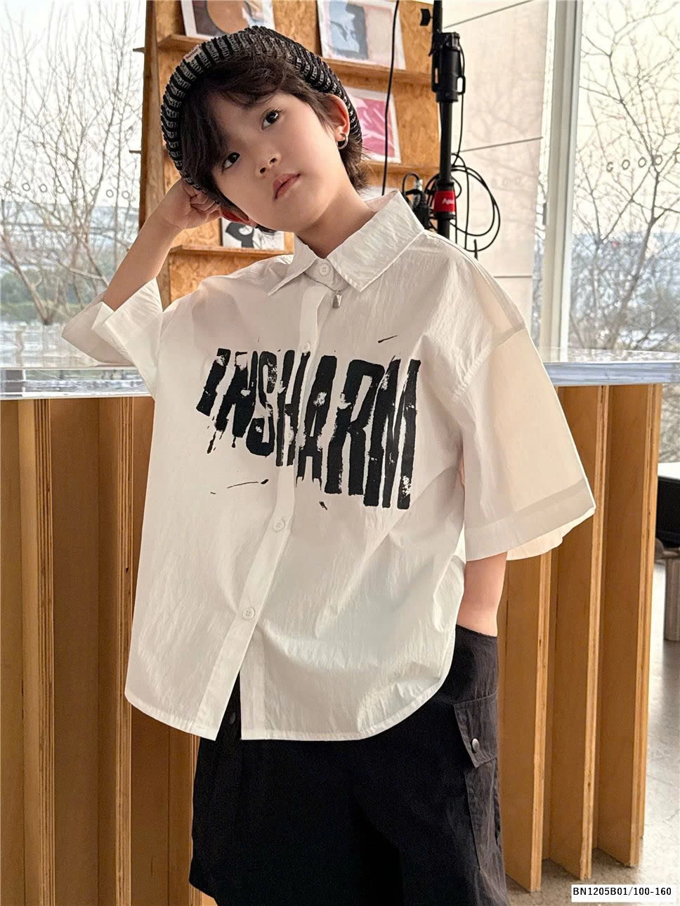 ÁO SƠ MI CỘC TAY IN CHỮ