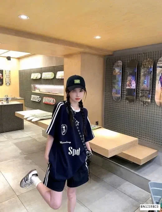 Áo thun sport tay kẻ WGWE