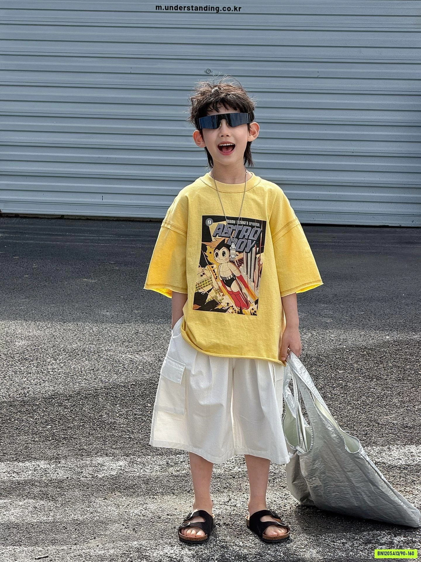 ÁO THUN VÀNG MIX SHORT TRẮNG MSHOPKIDS