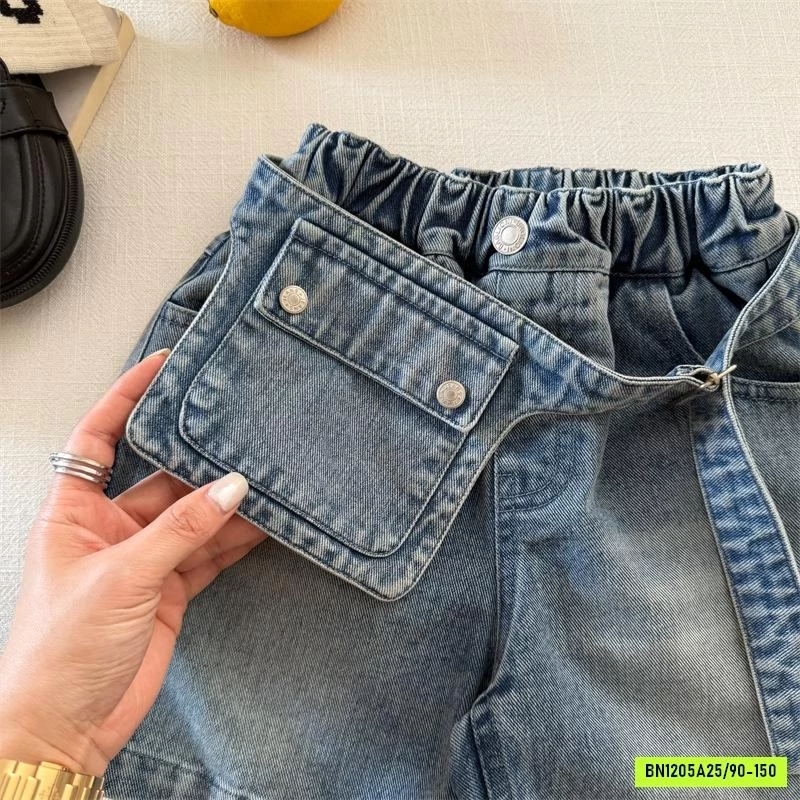SHORT JEANS KÈM TÚI NHỎ ĐEO HÔNG MMY