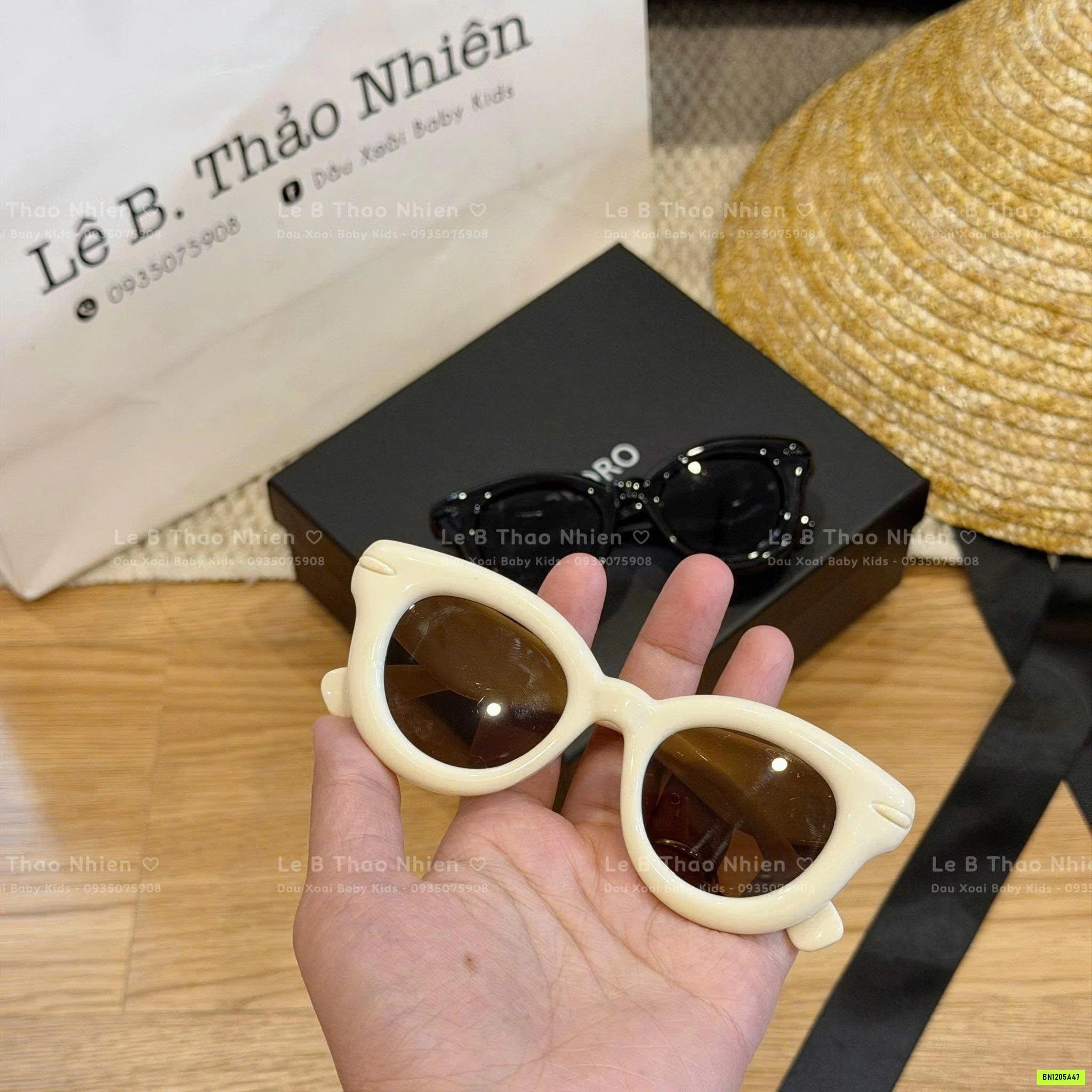 SET 2C KÍNH RÂM CHO BÉ