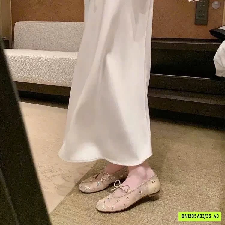 GIÀY LƯỚI ĐÍNH ĐÁ NỮ
