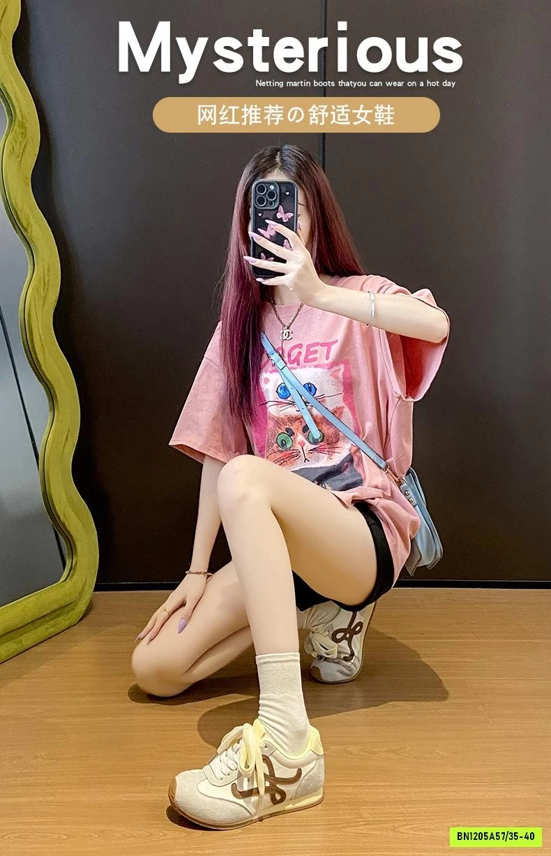 GIÀY THỂ THAO BUỘC DÂY NỮ
