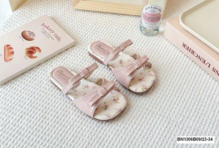 DÉP LÊ ĐẾ HOA 2 QUAI