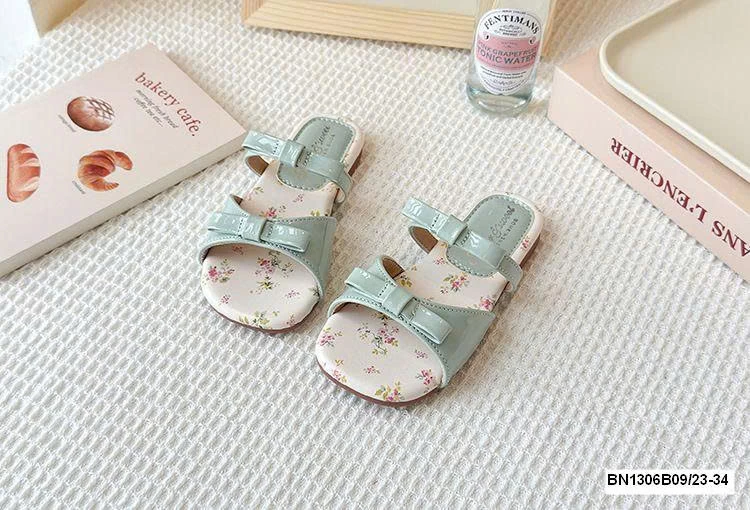 DÉP LÊ ĐẾ HOA 2 QUAI