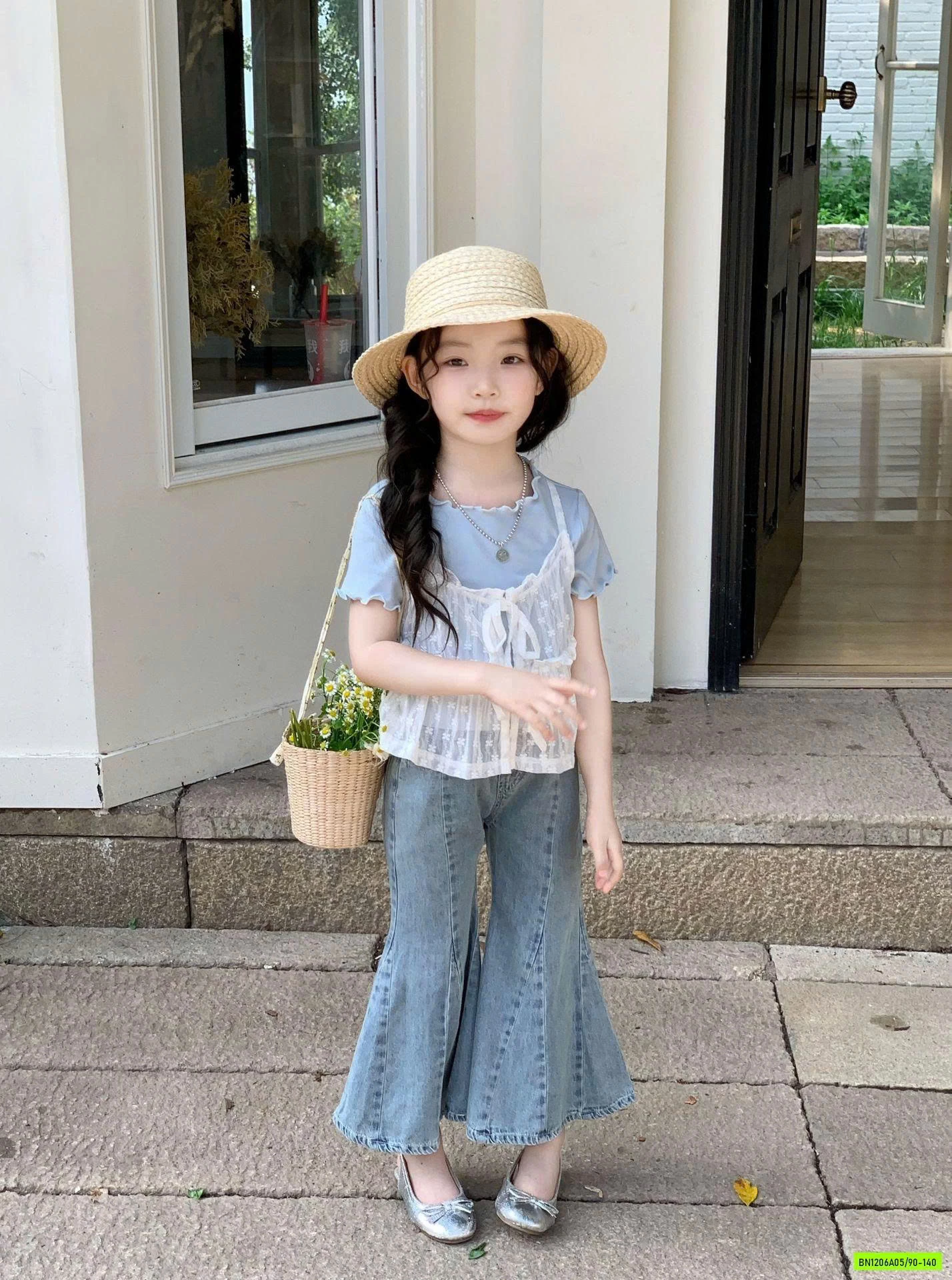 ÁO THUN PHỐI REN MIX JEANS LOE