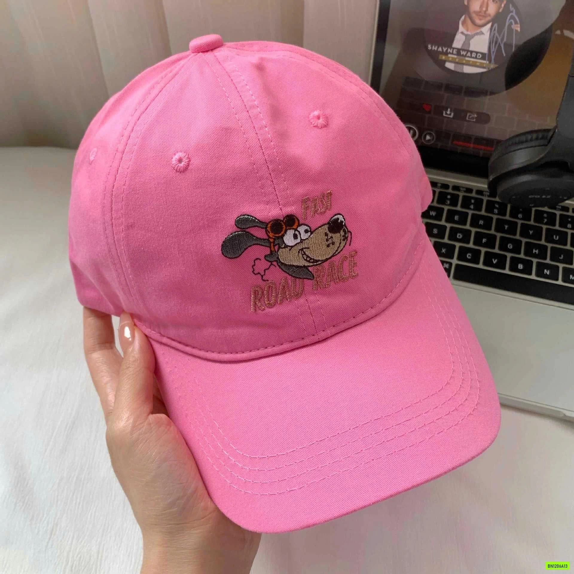 MŨ KẾT THÊU SNOOPY NỮ