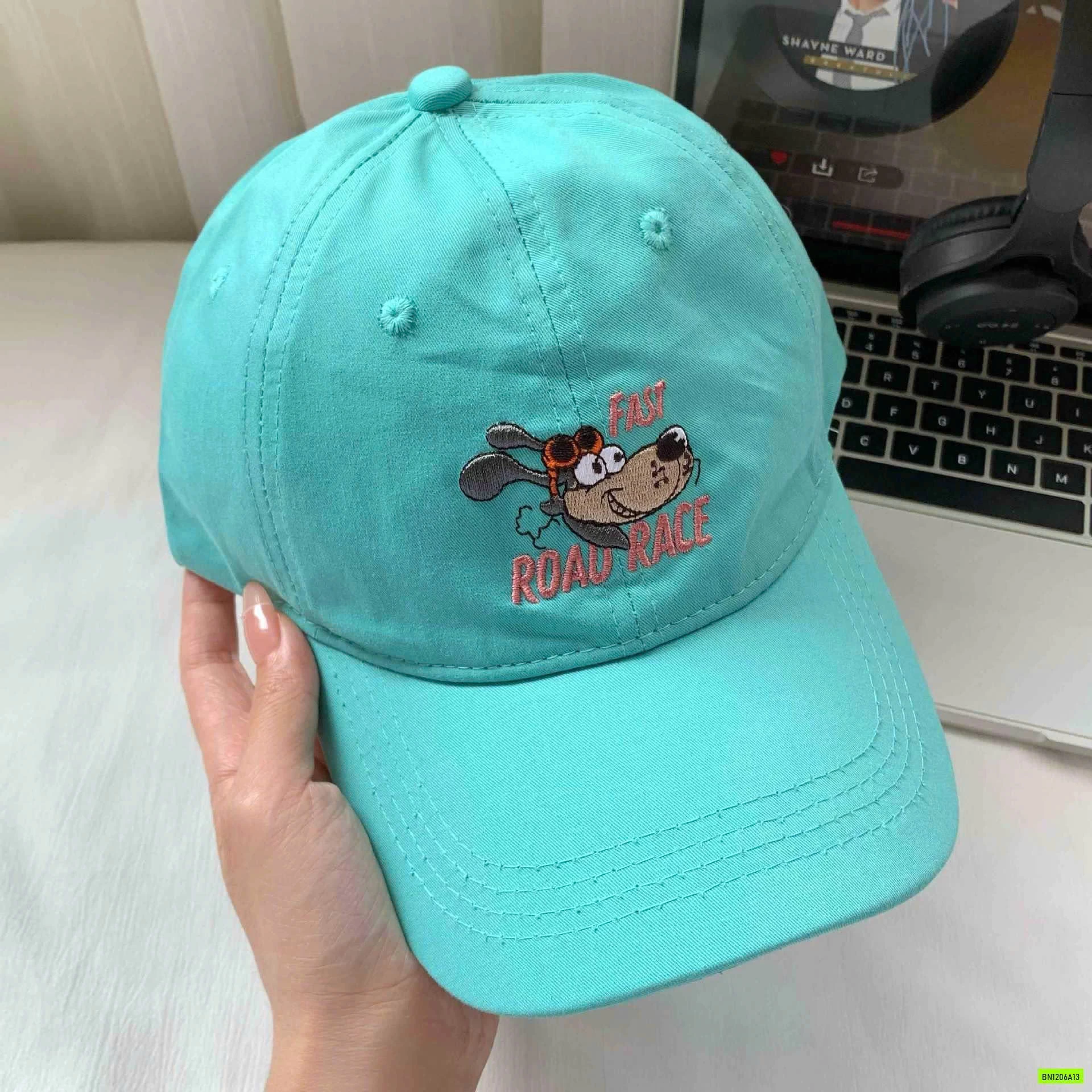 MŨ KẾT THÊU SNOOPY NỮ