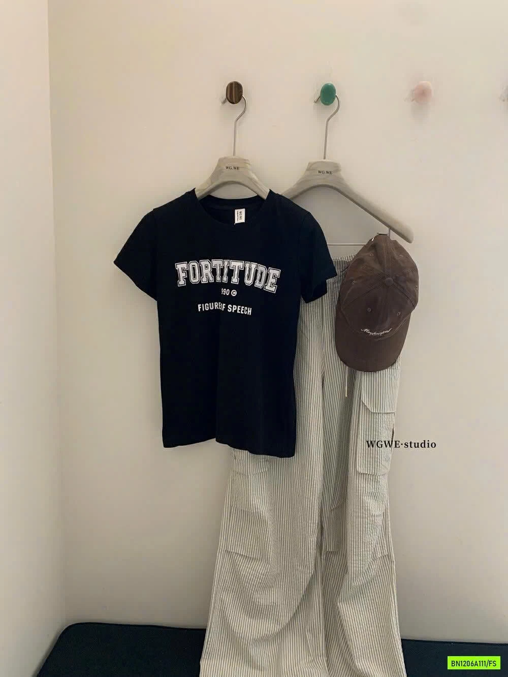 ÁO THUN CỔ TRÒN CHỮ WG.WE