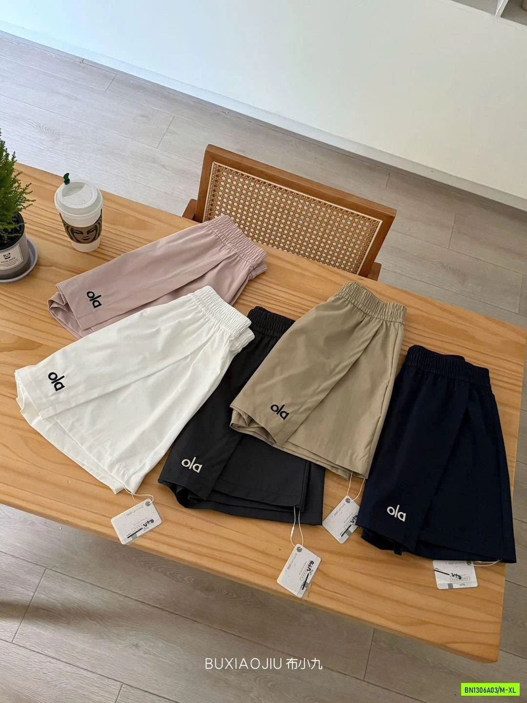 QUẦN GIẢ VÁY THÊU CHỮ CatKaiser