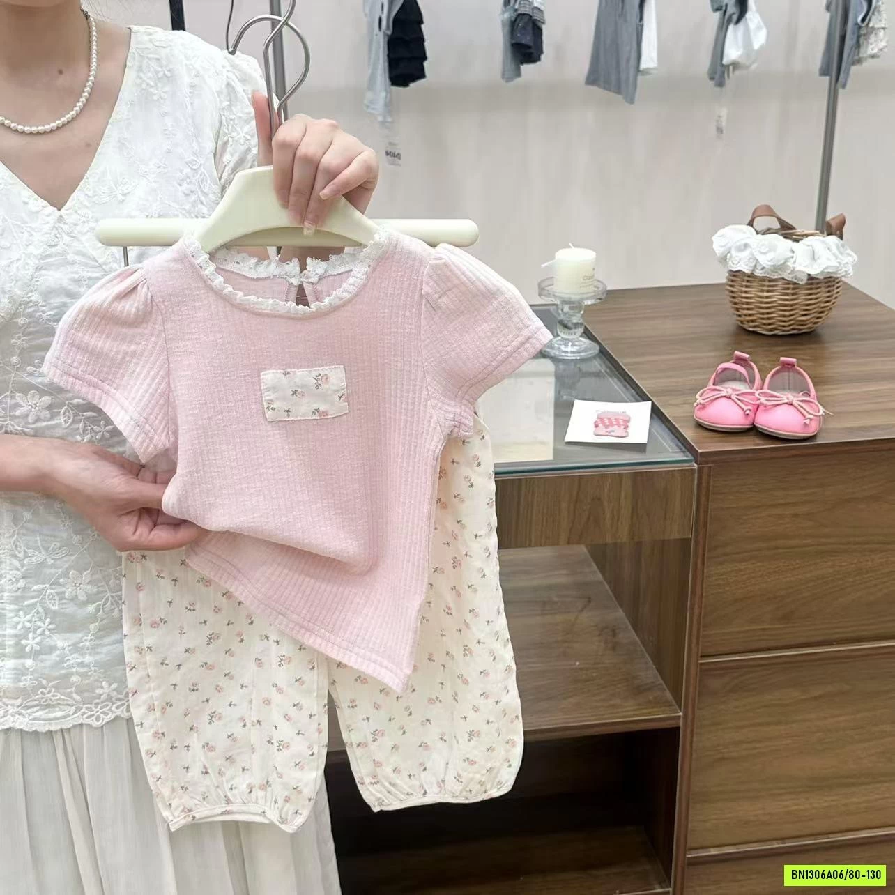 SÉT ÁO HỒNG MIX QUẦN BOM HOA COCOGIRIN