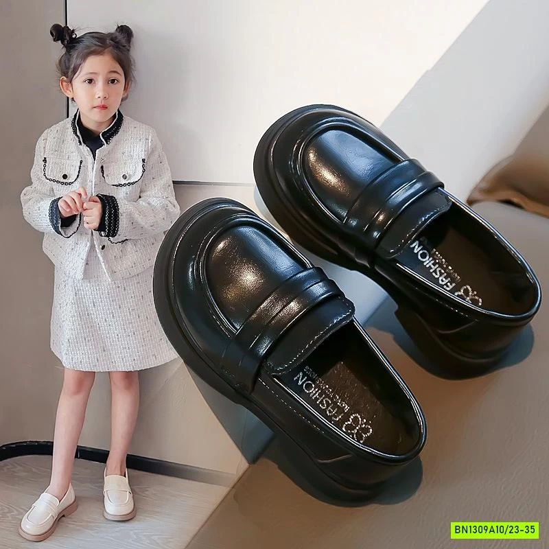 MOCA TRƠN NỮ SINH