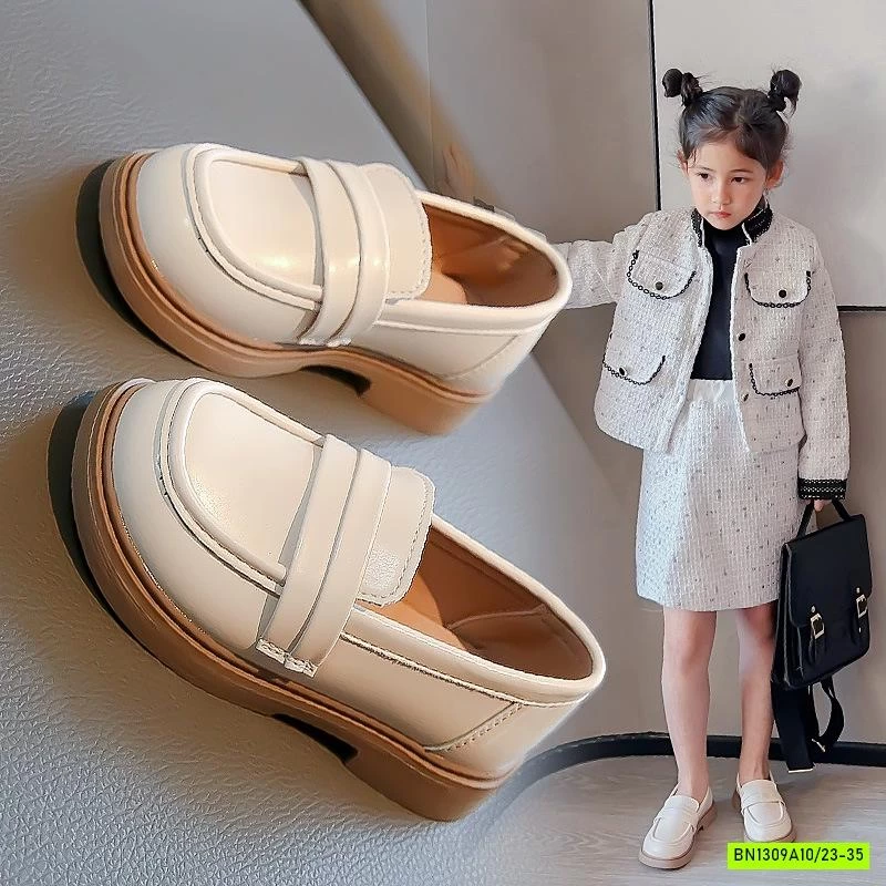 MOCA TRƠN NỮ SINH