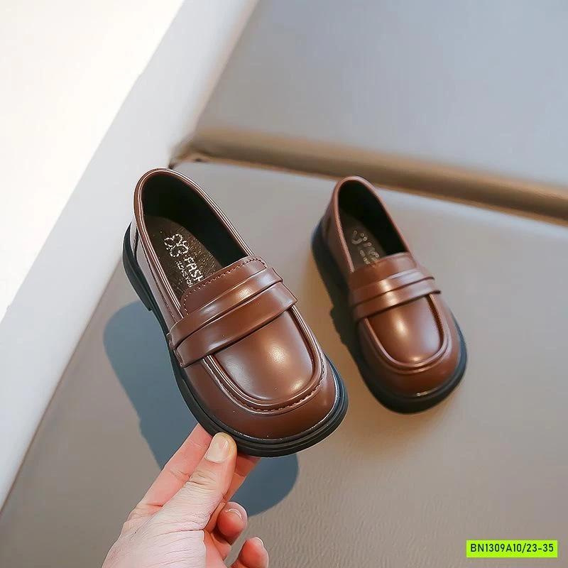 MOCA TRƠN NỮ SINH