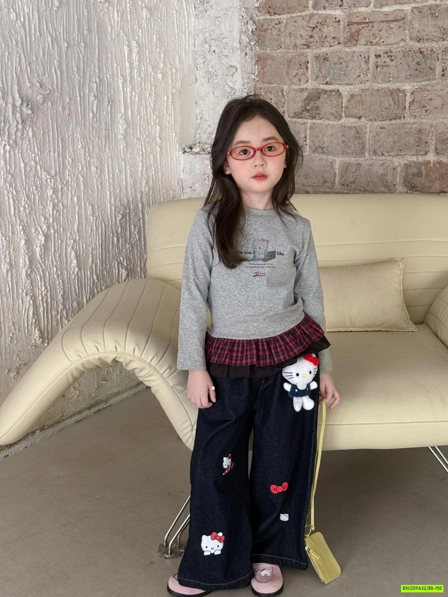 JEANS SUÔNG KÈM GẤU BÔNG KITTY