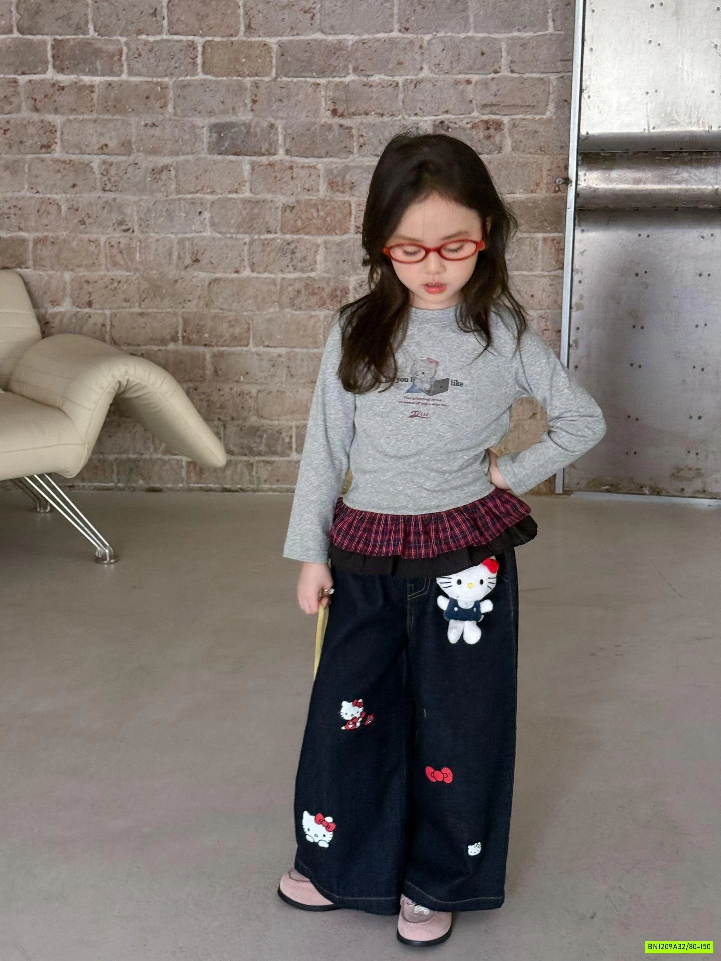 JEANS SUÔNG KÈM GẤU BÔNG KITTY