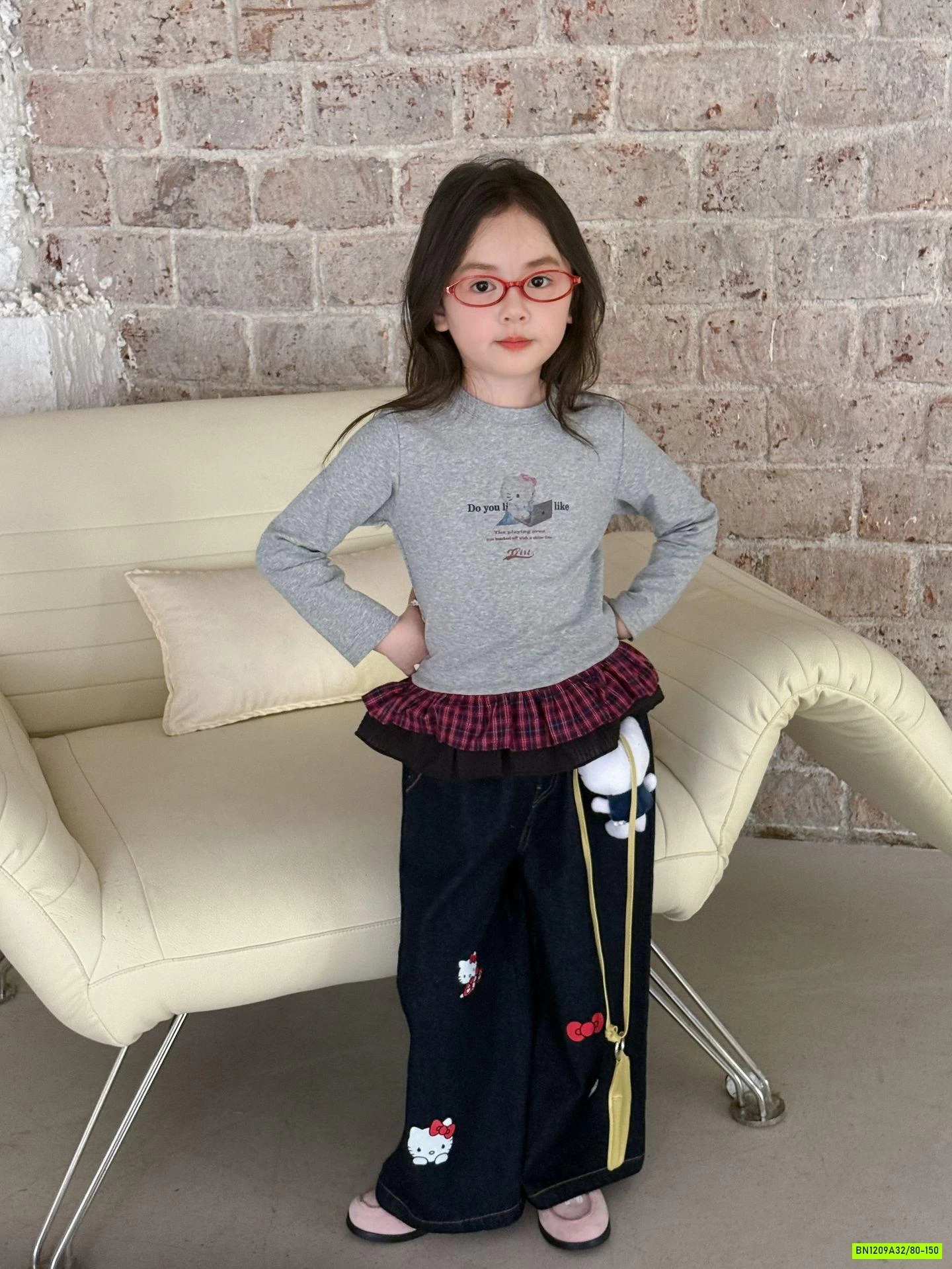 JEANS SUÔNG KÈM GẤU BÔNG KITTY