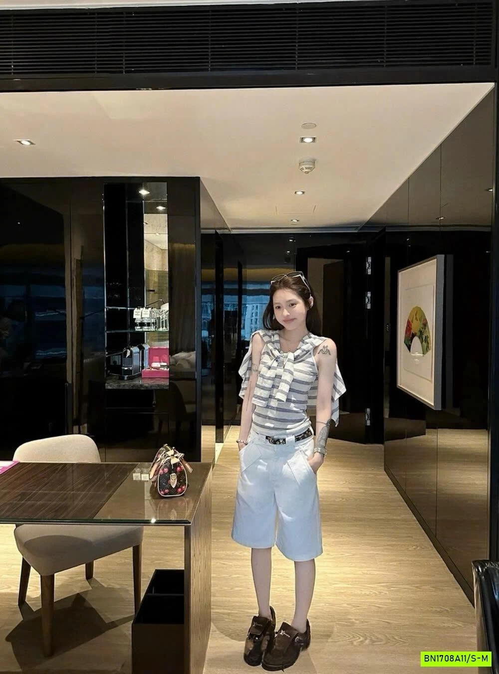 SÉT ÁO 2 DÂY+CARDIGAN KẺ WGWE6850