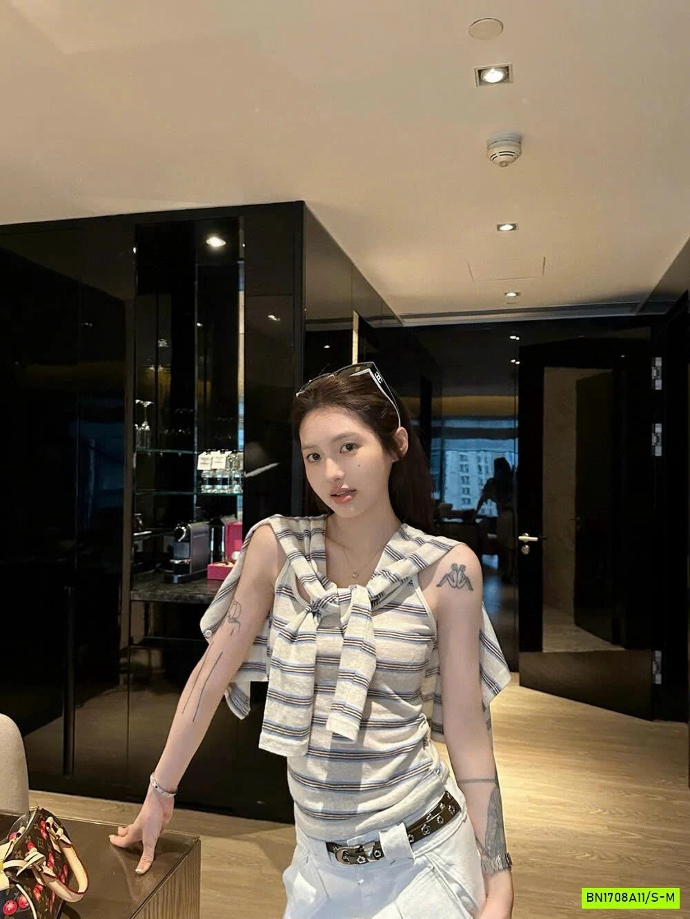 SÉT ÁO 2 DÂY+CARDIGAN KẺ WGWE6850