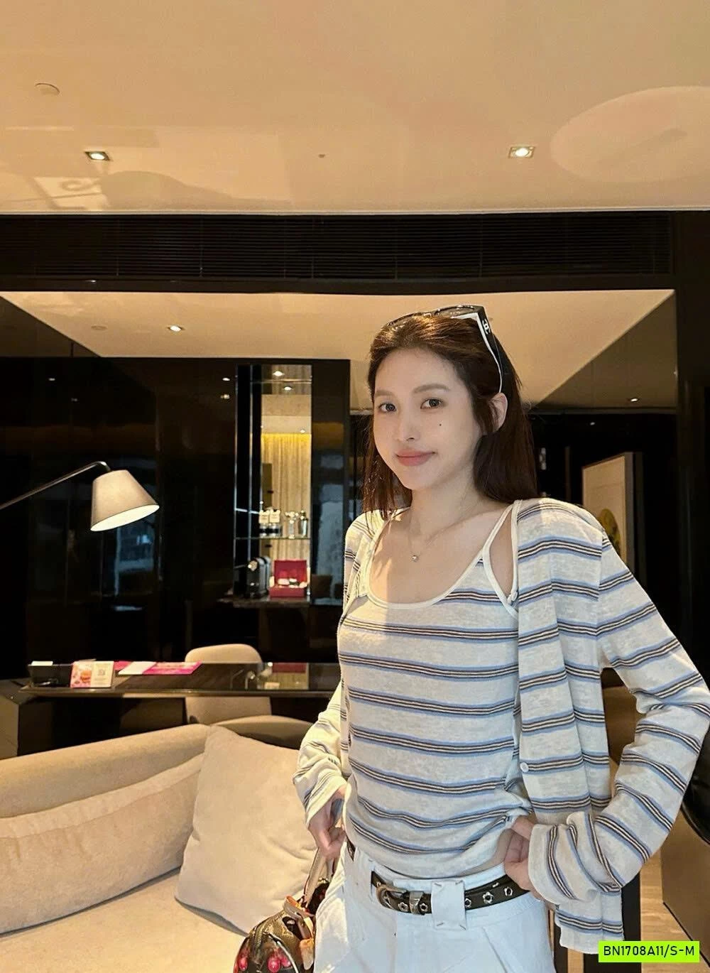 SÉT ÁO 2 DÂY+CARDIGAN KẺ WGWE6850