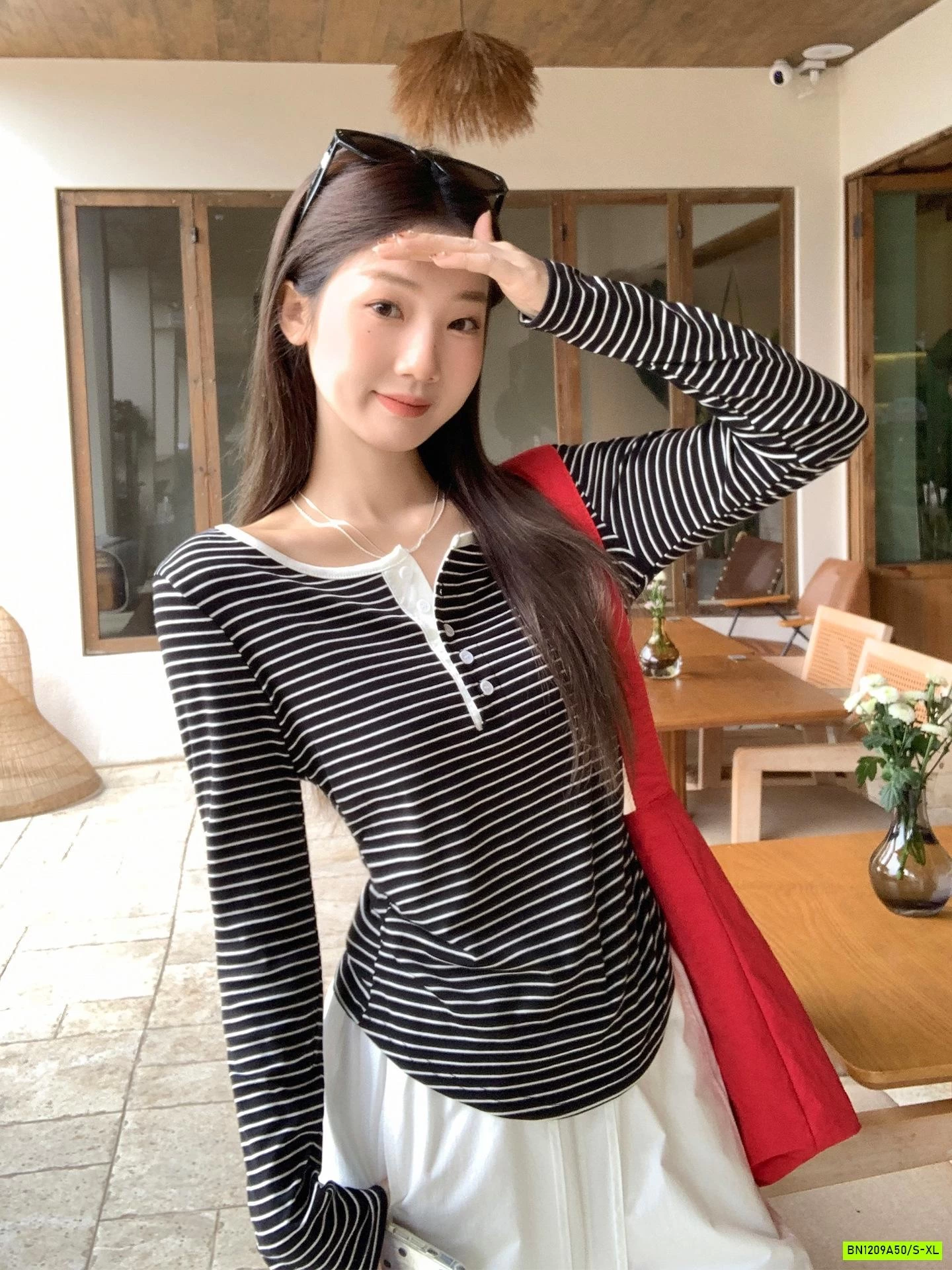 ÁO THUN KẺ CÚC CỔ NỮ