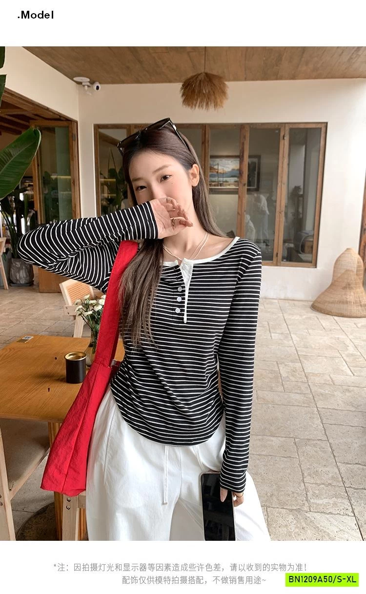 ÁO THUN KẺ CÚC CỔ NỮ