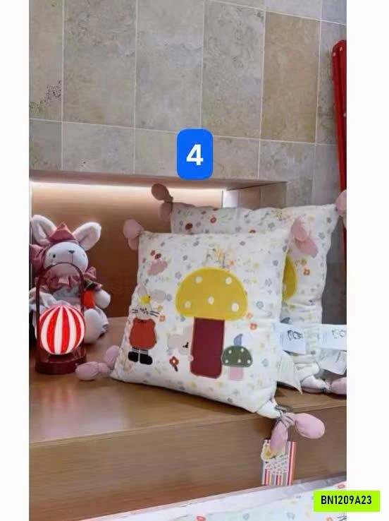 CHĂN GỐI GẤP GỌN 2IN1
