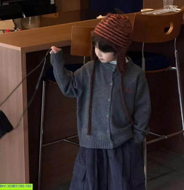 ÁO KHOÁC LEN TRƠN ĐÓNG CÚC TAIRUS