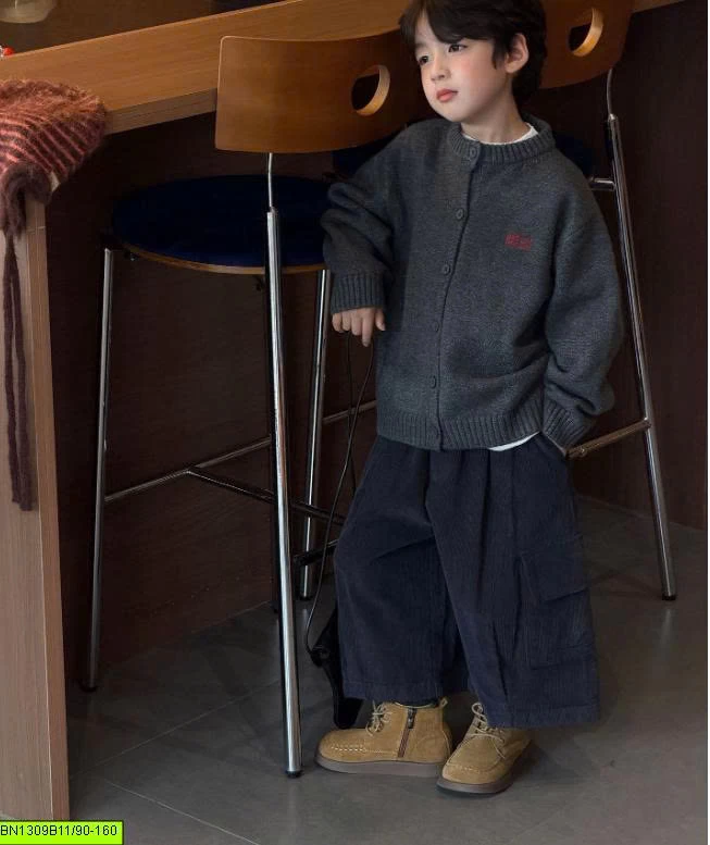 ÁO KHOÁC LEN TRƠN ĐÓNG CÚC TAIRUS