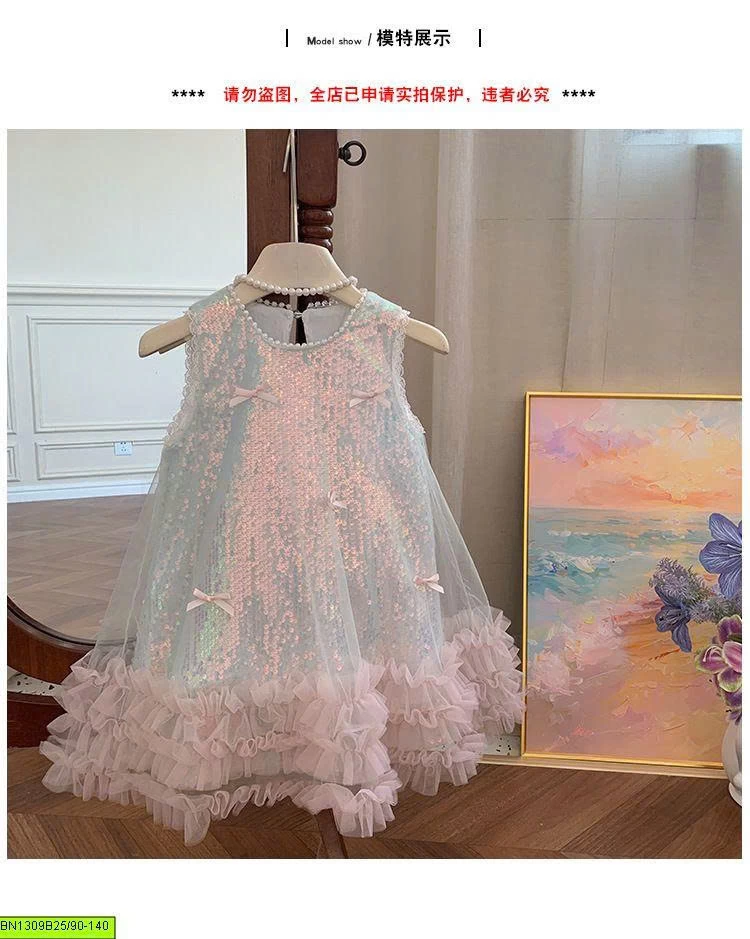 ĐẦM SÁT NÁCH BLING VOAN HỒNG