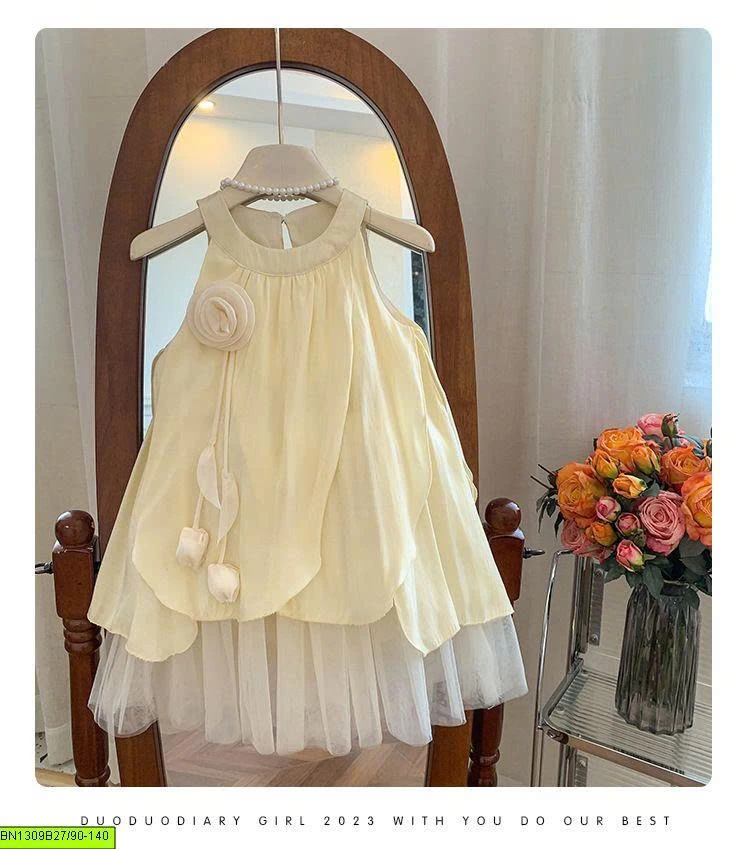 ĐẦM CỔ YẾM GẮN HOA 3D