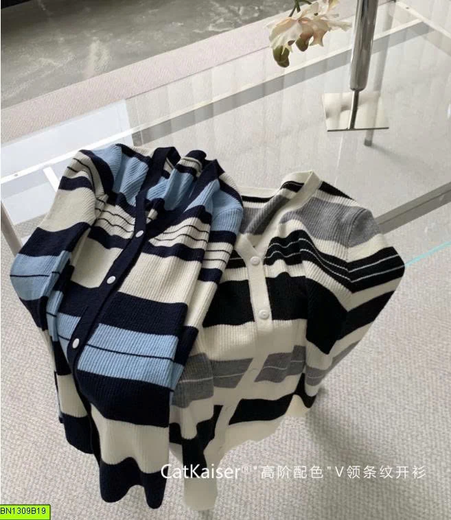 ÁO CARDIGAN LEN KẺ NGANG