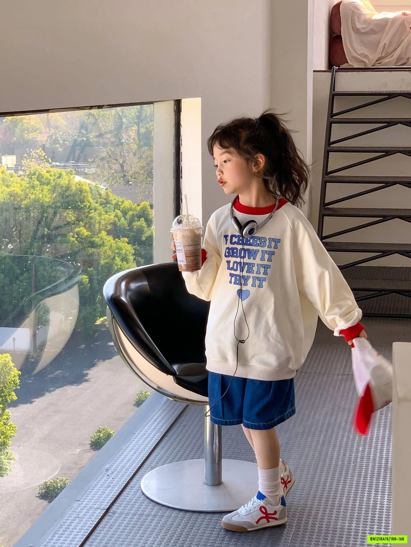 ÁO NỈ CHỮ PHỐI VIỀN CỔ CTONG KIDS