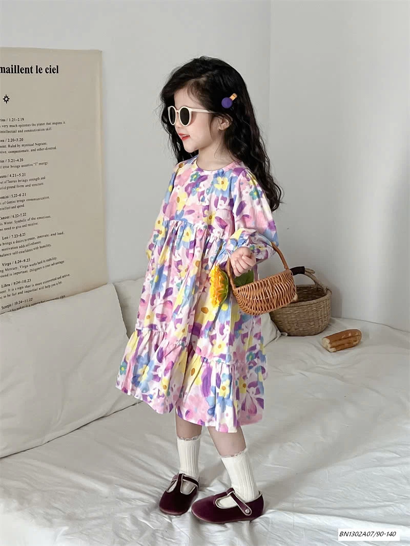 ĐẦM HOA TÍM XÙA XUÂN