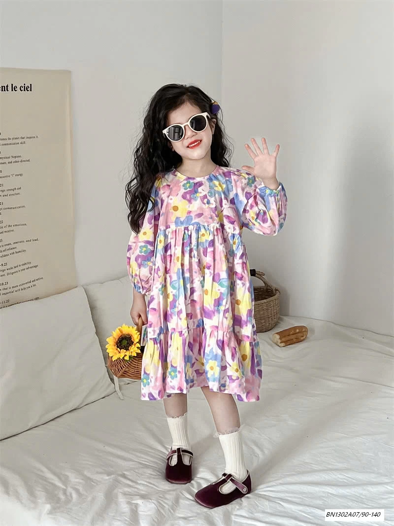 ĐẦM HOA TÍM XÙA XUÂN