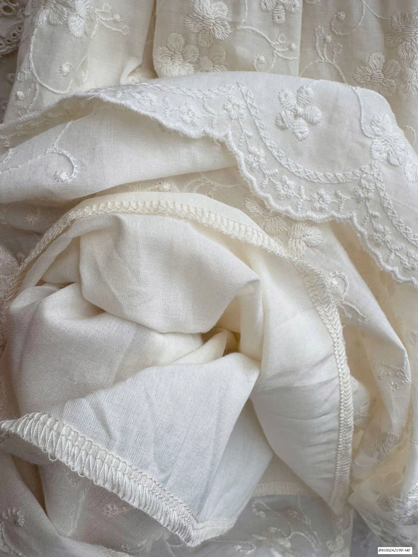 SÉT THÔ CÁNH TIÊN THÊU NỔI