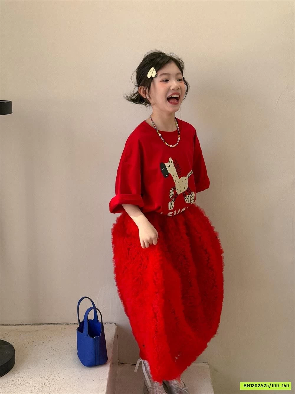 ÁO THUN ĐỎ IN NGỰA