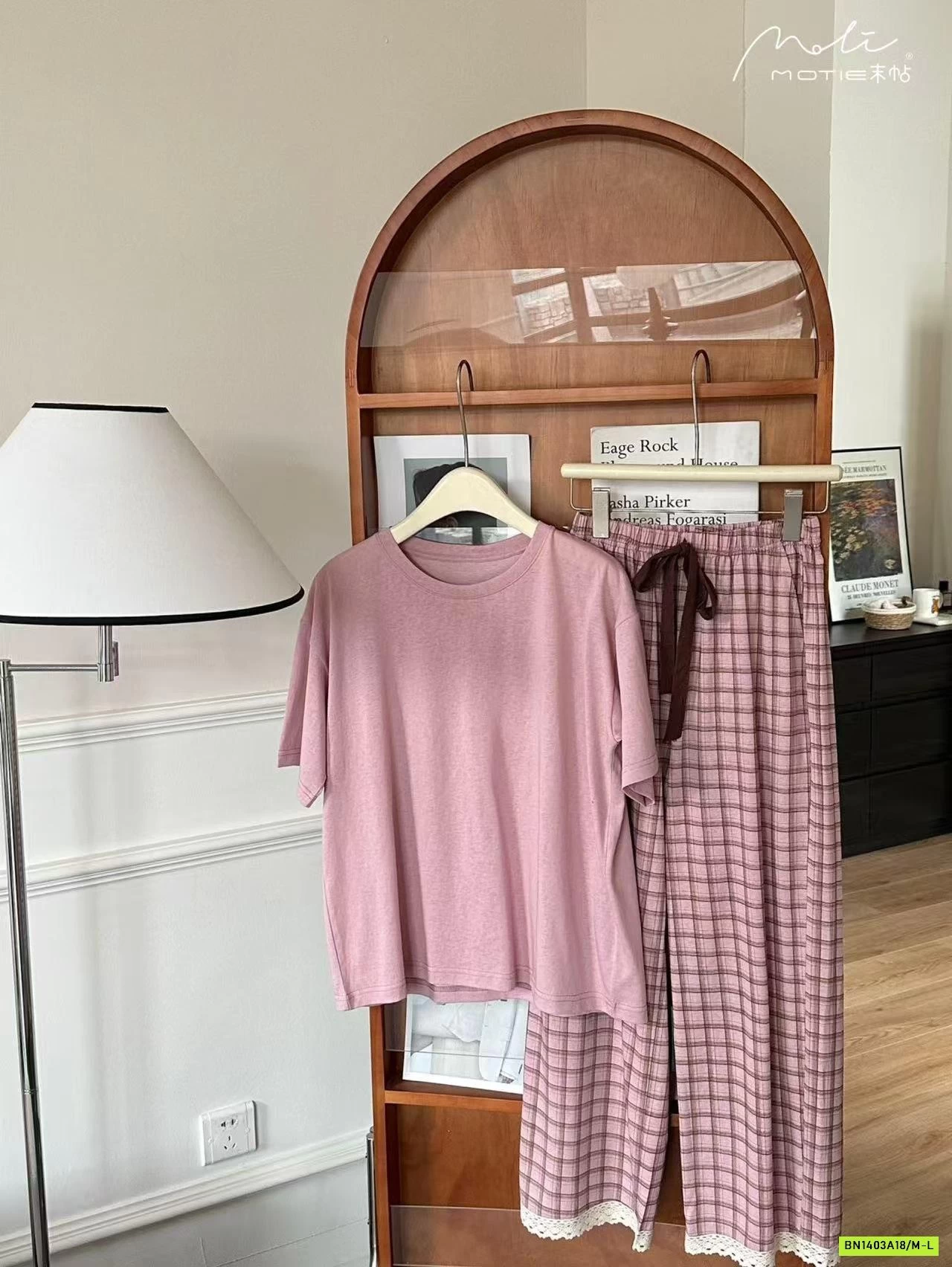 BỘ MẶC NHÀ QUẦN CARO MOTIE