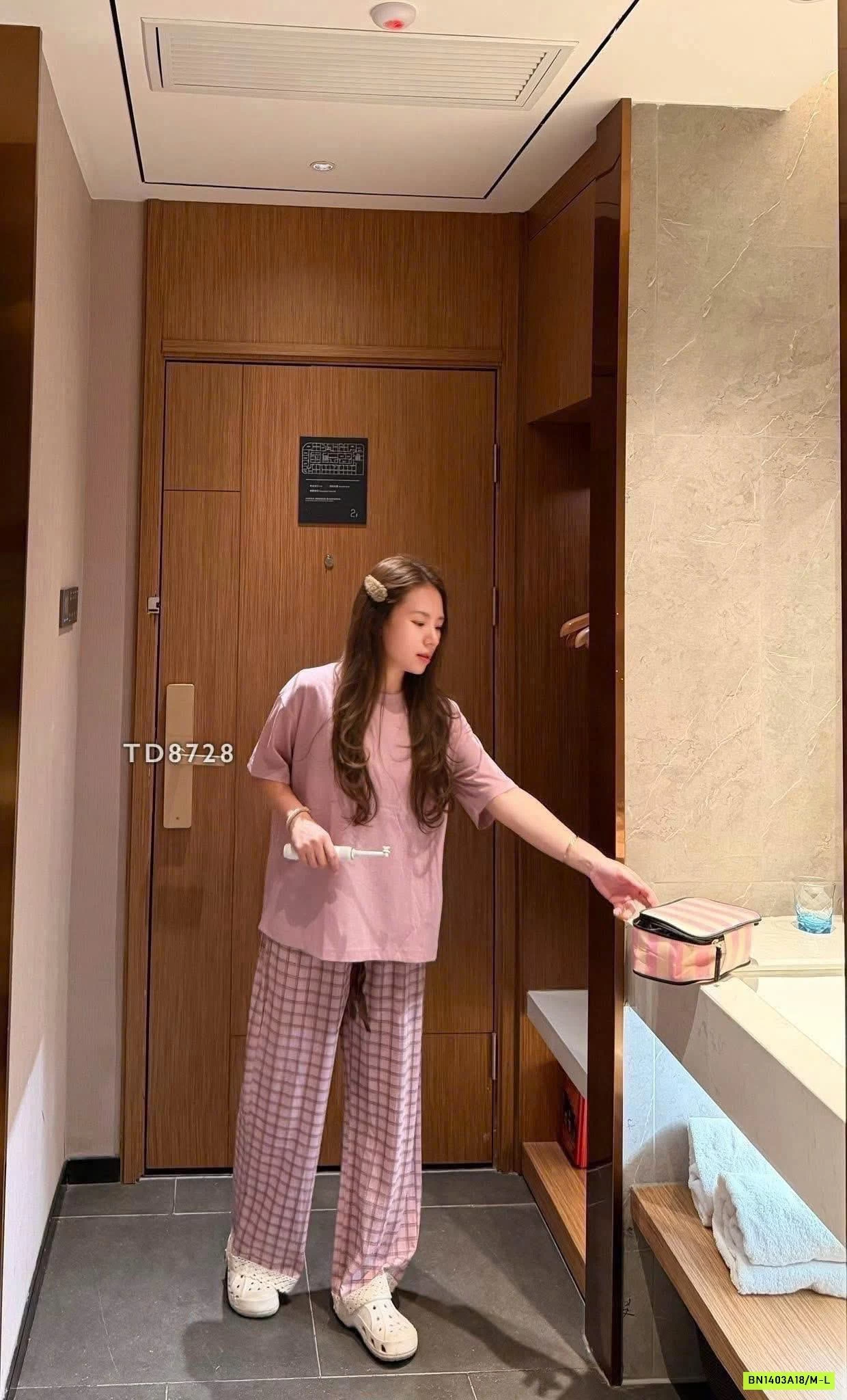 BỘ MẶC NHÀ QUẦN CARO MOTIE